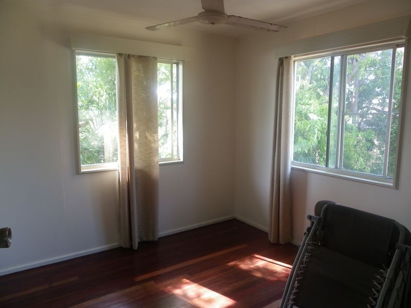 2/12 Verna Street, Bowen QLD 4805