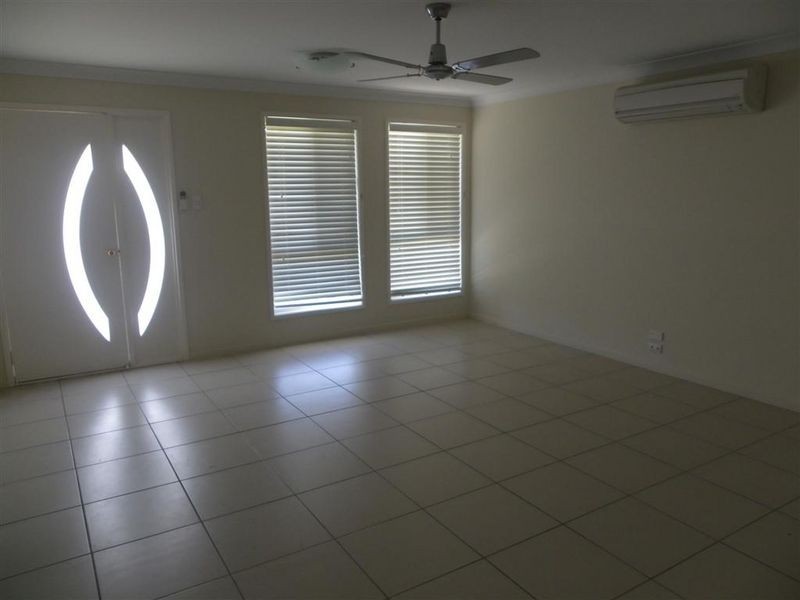 17 Hillview Place, Bowen QLD 4805