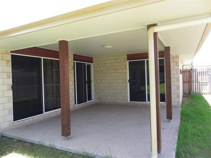 17 Hillview Place, Bowen QLD 4805