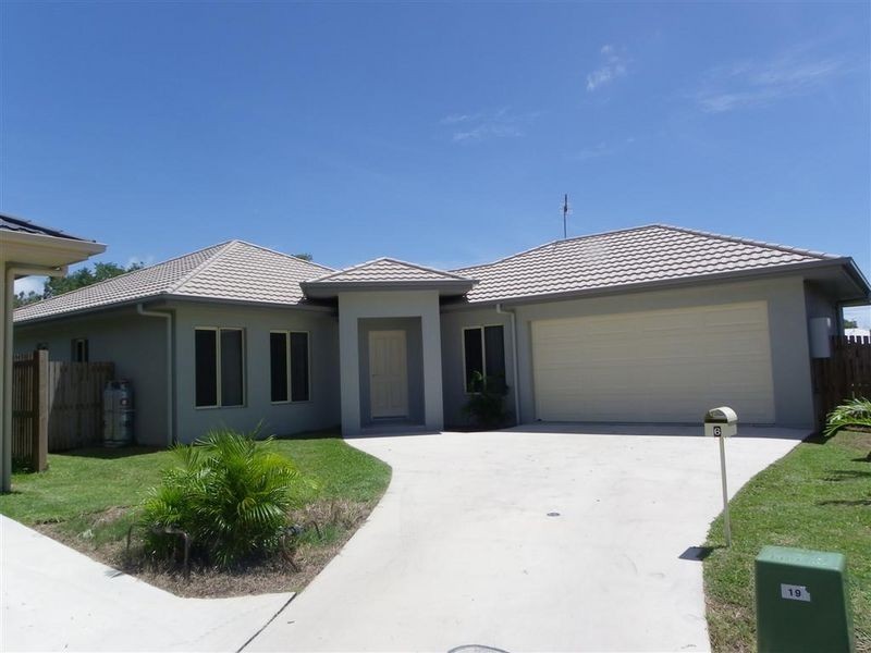 6 Fourth Close, Bowen QLD 4805