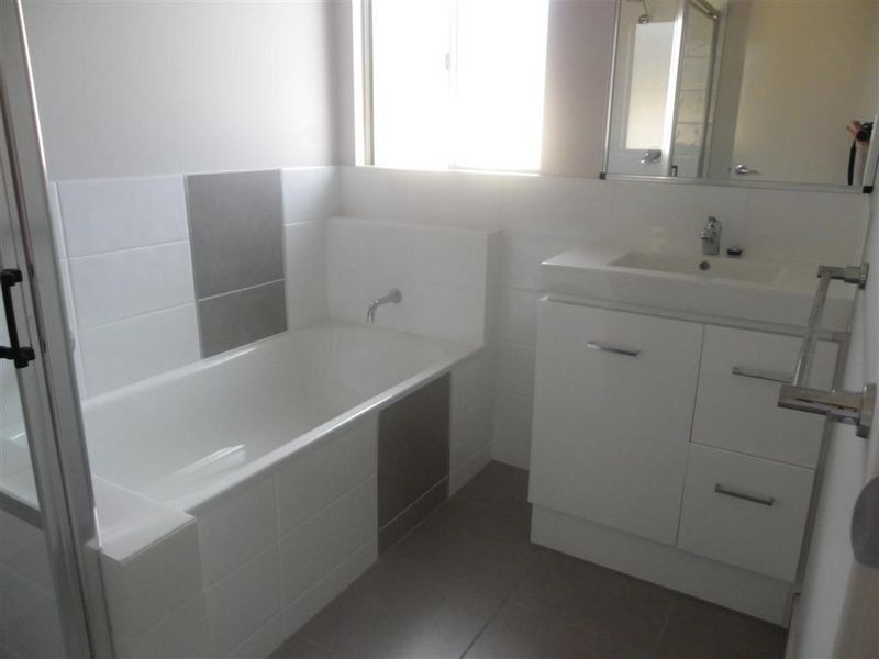 6 Fourth Close, Bowen QLD 4805