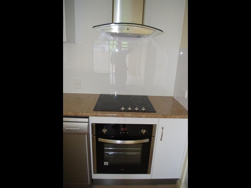 4/56 Murroona Road, Bowen QLD 4805