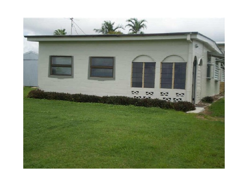 98 Dalrymple Street, Bowen QLD 4805