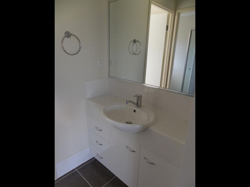 4 Seacove Crescent, Bowen QLD 4805