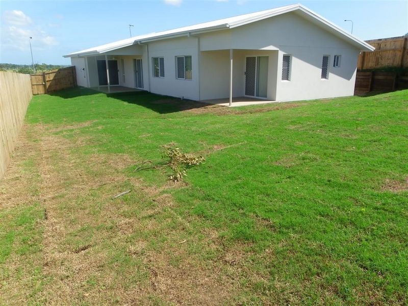 4 Seacove Crescent, Bowen QLD 4805