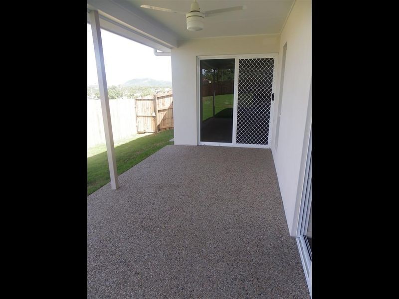 4 Seacove Crescent, Bowen QLD 4805