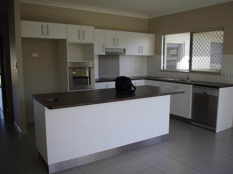 29 Seabreeze Close, Bowen QLD 4805