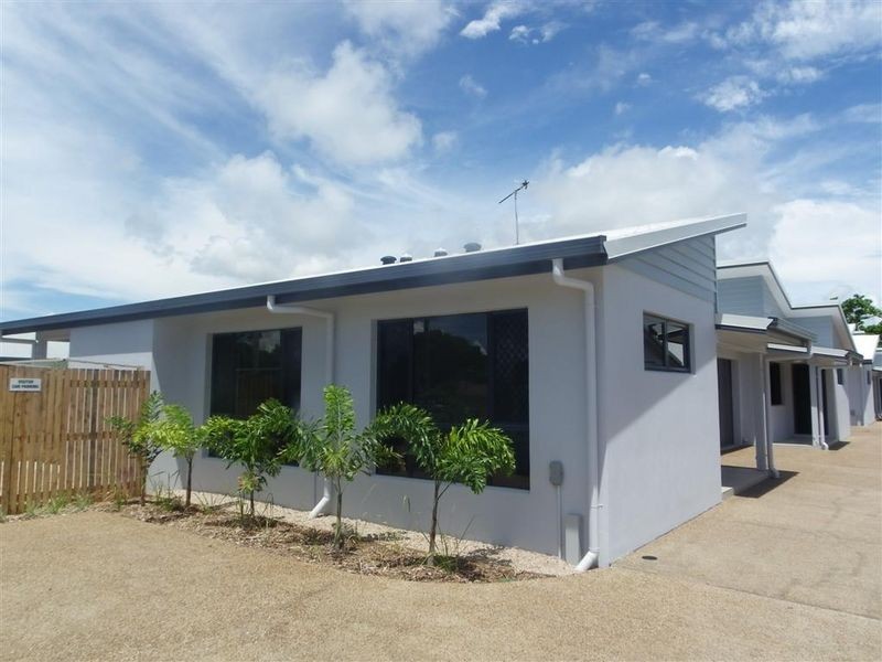 8/31 St Kilda Street, Bowen QLD 4805