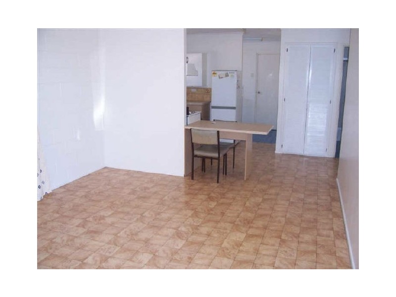 77 Poole Street, Bowen QLD 4805