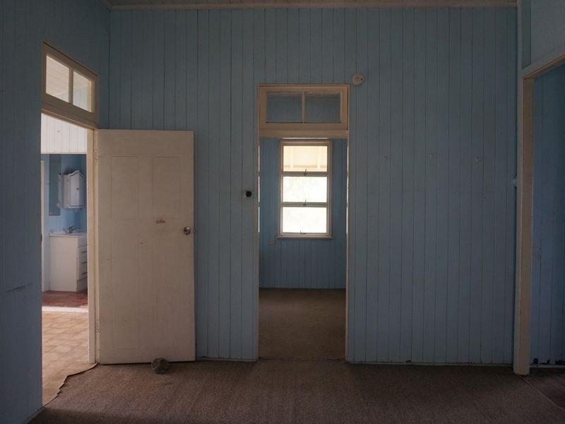 4 Herbert Street, Bowen QLD 4805