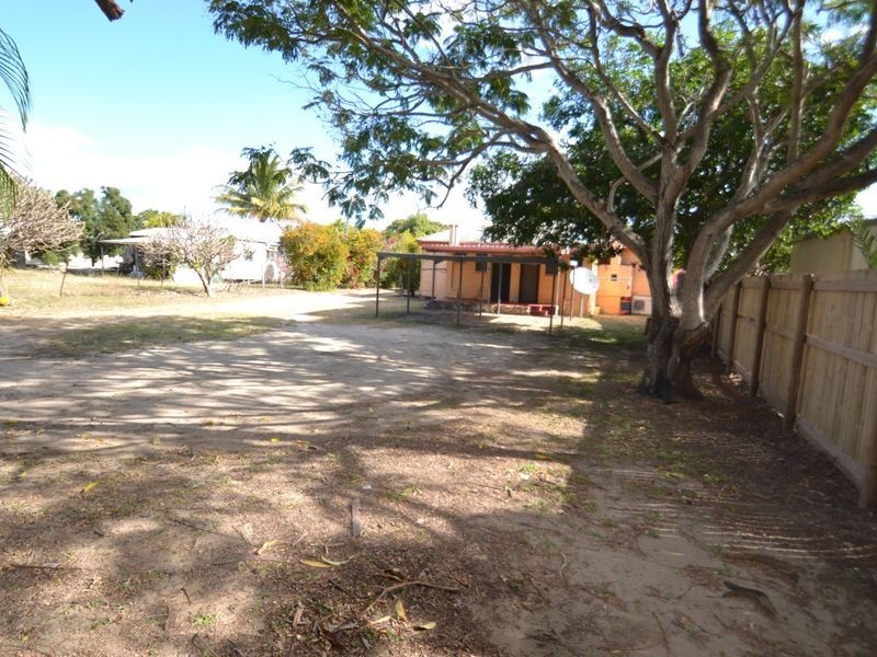 1/30 Murroona Street, Bowen QLD 4805