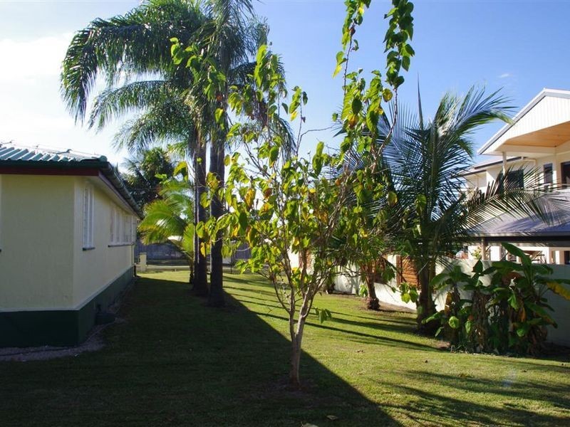 1 Lascelles Lane, Bowen QLD 4805