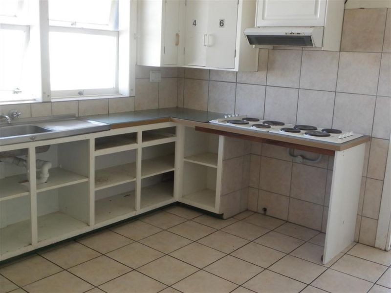 8 Herbert Street, Bowen QLD 4805