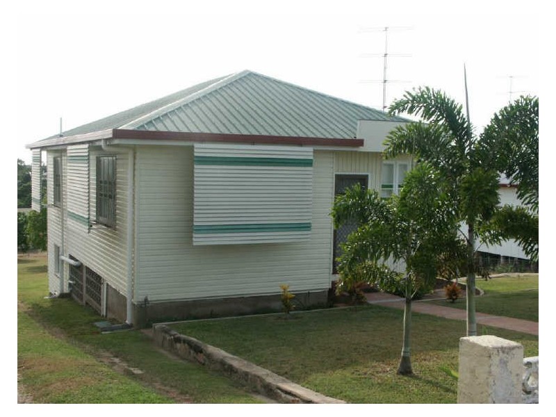 52 Gregory Street, Bowen QLD 4805