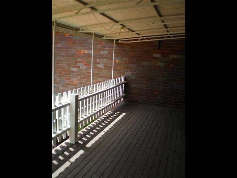 25 Rose Bay Road, Bowen QLD 4805