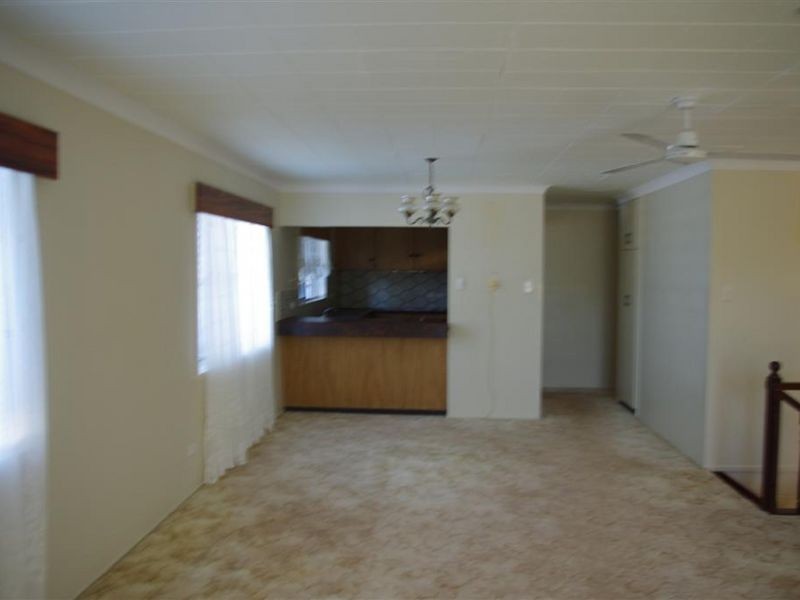 25 Rose Bay Road, Bowen QLD 4805