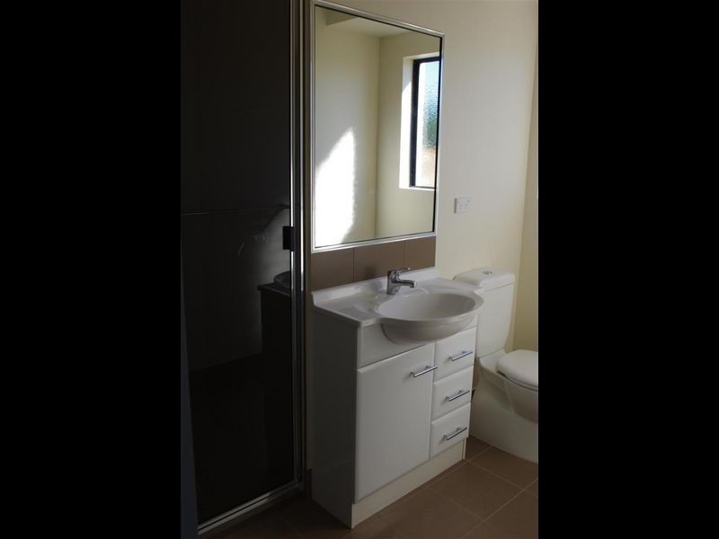 9B Lemon Grove, Bowen QLD 4805