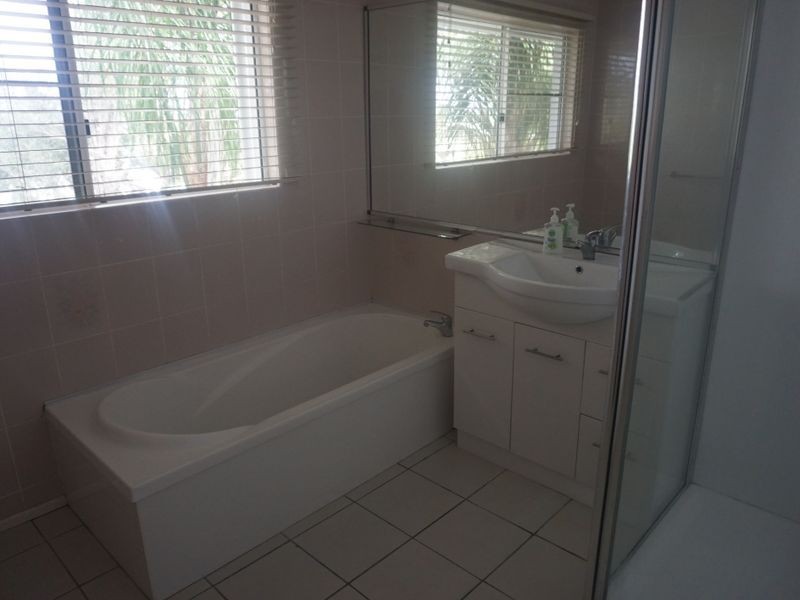 7 Sunset Crescent, Bowen QLD 4805