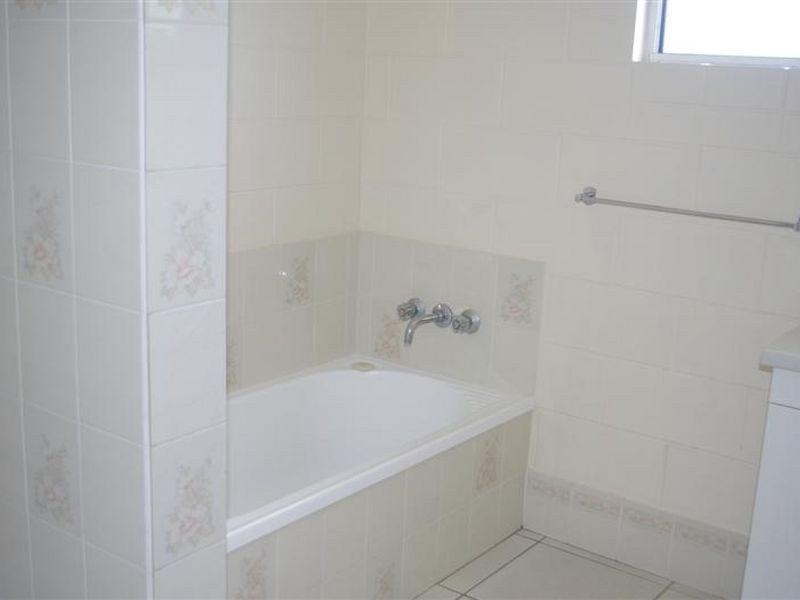 1 Gloucester Street, Bowen QLD 4805