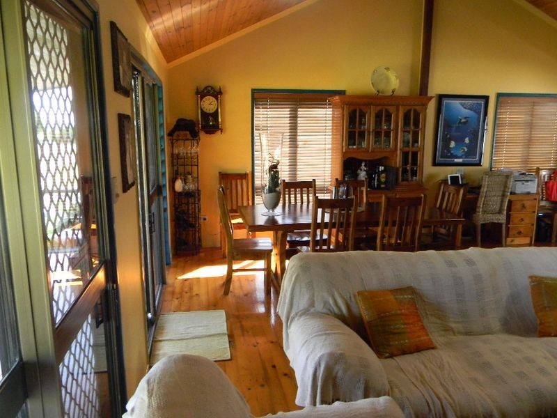 28 Rose Bay Road, Bowen QLD 4805