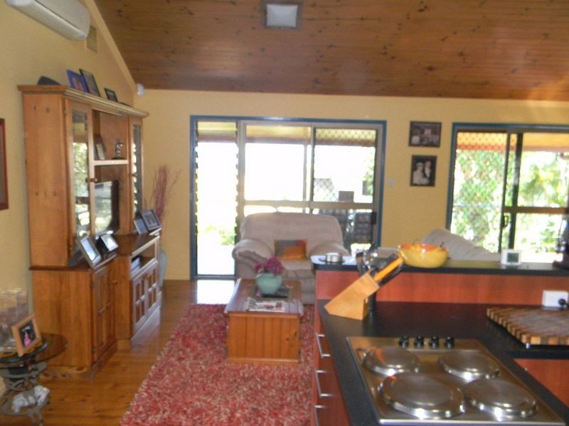 28 Rose Bay Road, Bowen QLD 4805