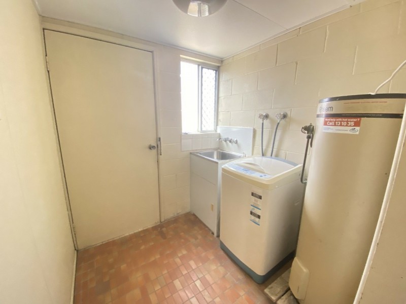 2/121 Herbert Street, Bowen QLD 4805
