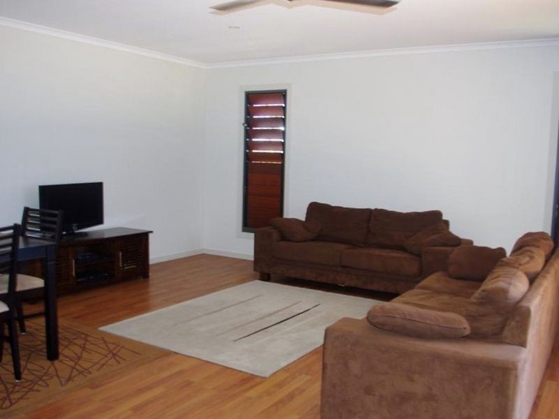 1/32 St Kilda Street, Bowen QLD 4805