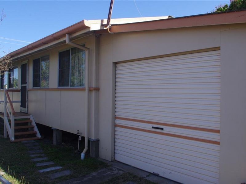 19 Tracey Street, Bowen QLD 4805