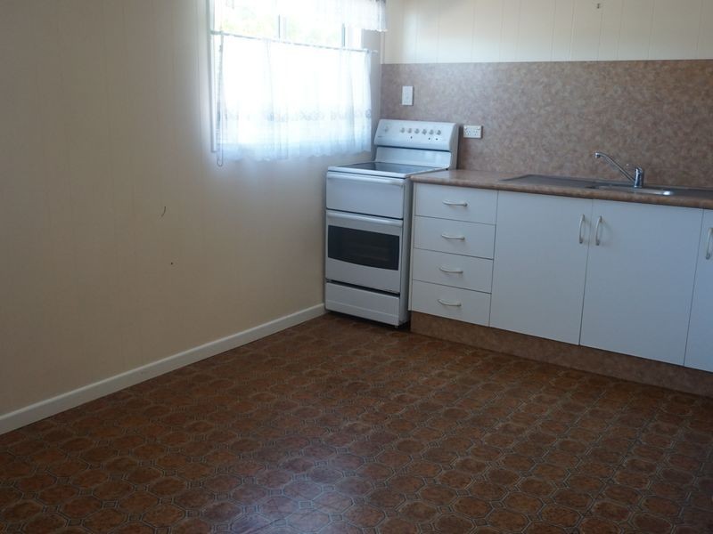 25 Leichhardt Street, Bowen QLD 4805