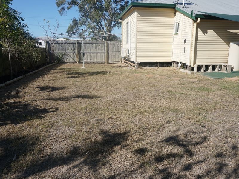 25 Leichhardt Street, Bowen QLD 4805