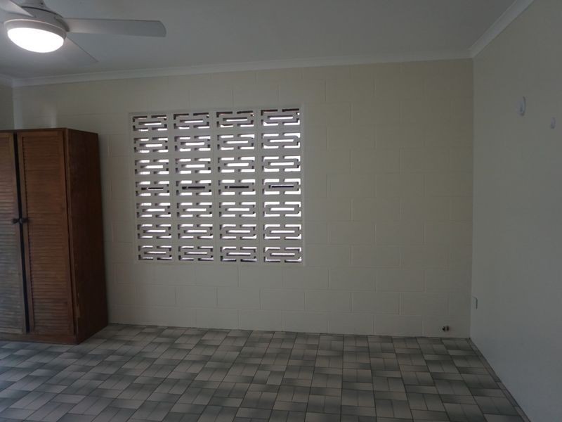 7 Queens Road, Bowen QLD 4805