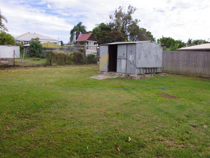 7 Queens Road, Bowen QLD 4805