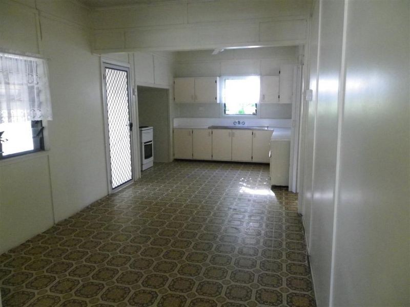 86 Dalrymple Street, Bowen QLD 4805