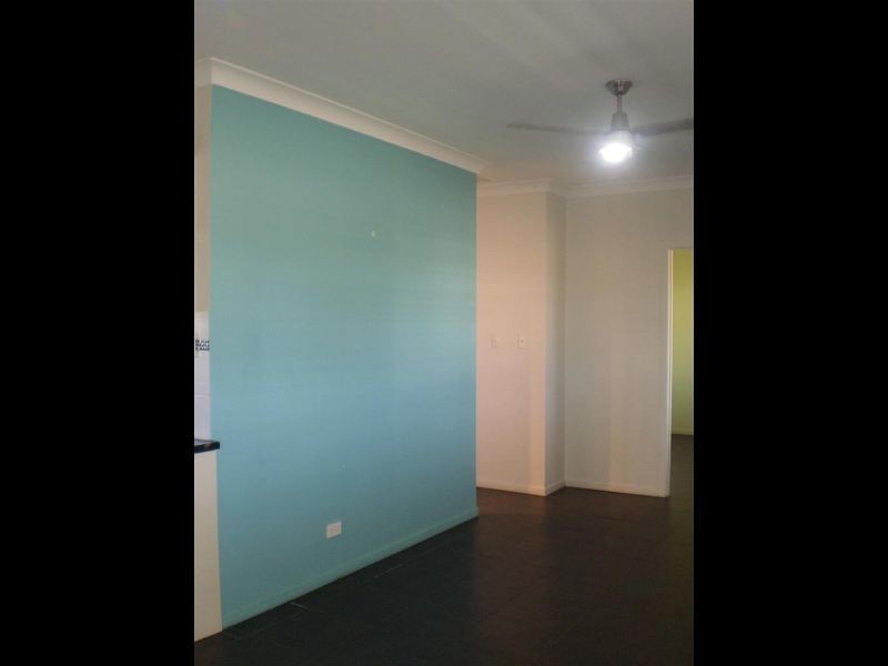4/10 Sinclair Street, Bowen QLD 4805