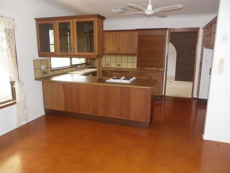 41 Hillview Road, Bowen QLD 4805