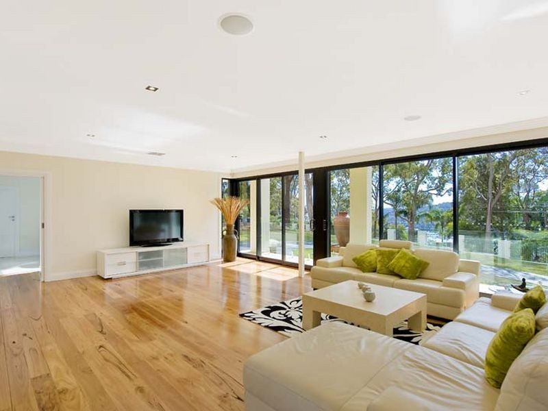 9 Kara Cres, Bayview NSW 2104