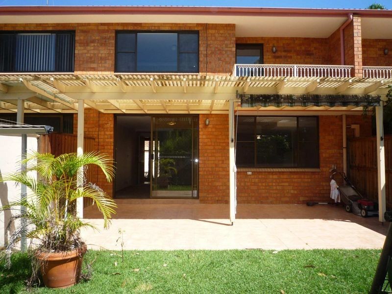 42/2 Forest Rd, Warriewood NSW 2102