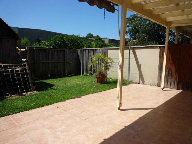 42/2 Forest Rd, Warriewood NSW 2102