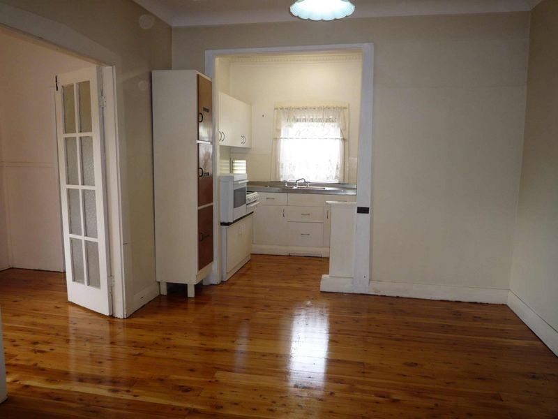 103 Wyadra Ave, Freshwater NSW 2096