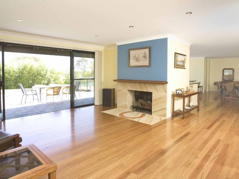 11 Chiltern Rd, Ingleside NSW 2101