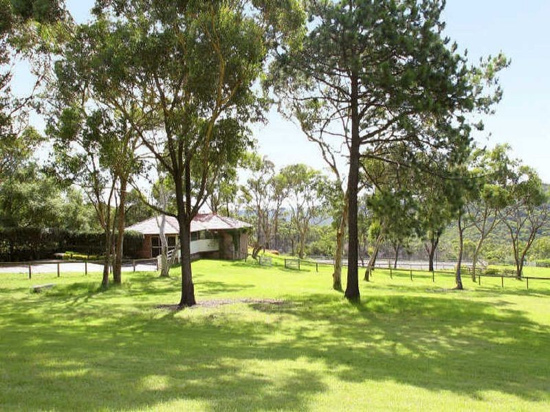 17 Myoora Rd, Terrey Hills NSW 2084