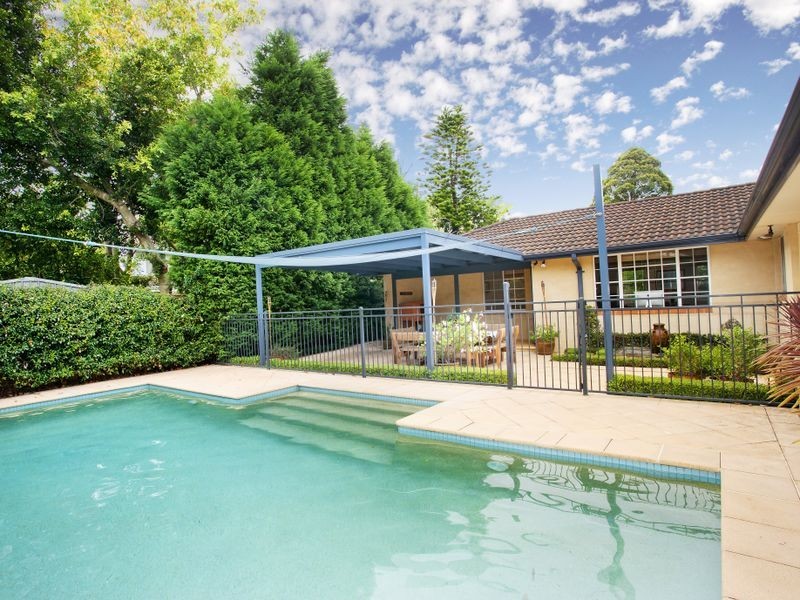 2 Jamberoo Avenue, Terrey Hills NSW 2084