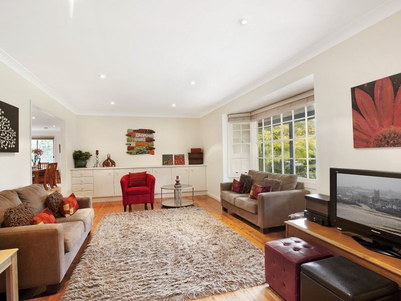 2 Jamberoo Avenue, Terrey Hills NSW 2084