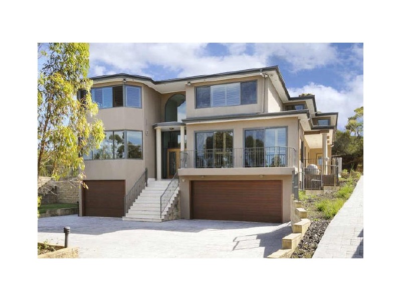 9 Manor Road, Ingleside NSW 2101