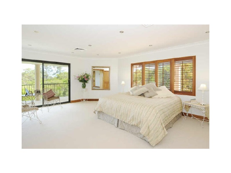 9 Manor Road, Ingleside NSW 2101