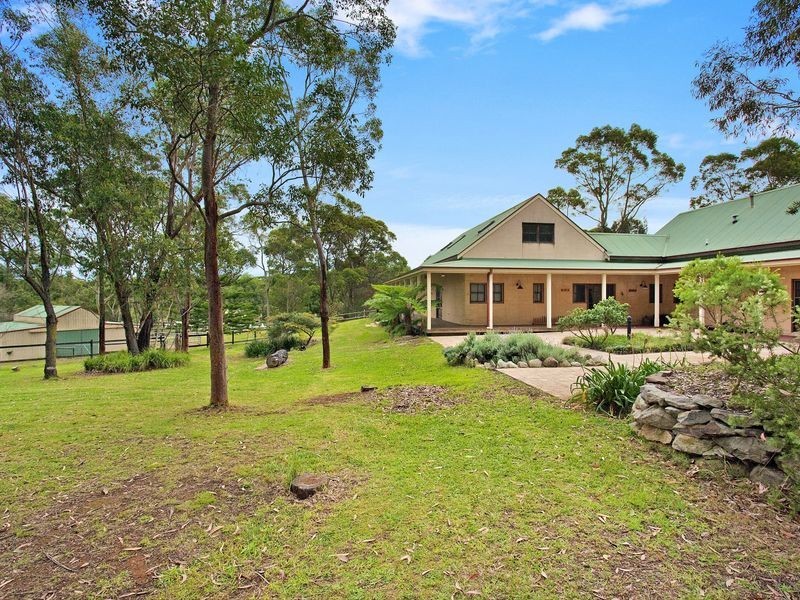 127 Booralie Road, Duffys Forest NSW 2084