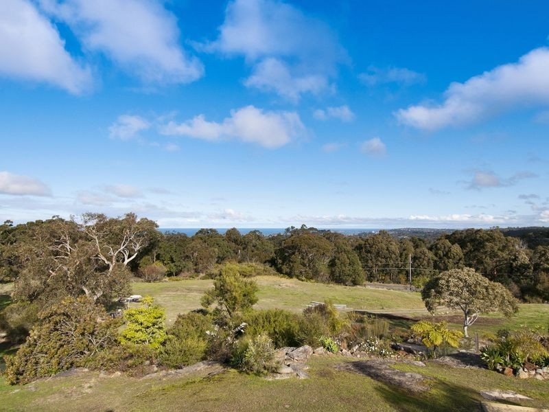 7 Minkara Road, Bayview NSW 2104