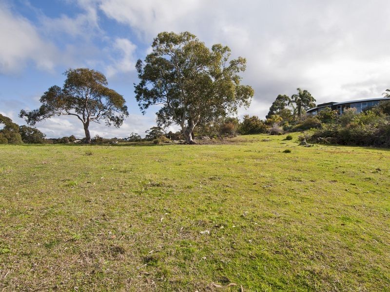 7 Minkara Road, Bayview NSW 2104