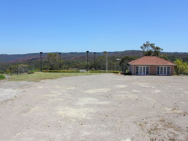 9 Caladenia Close, Elanora Heights NSW 2101