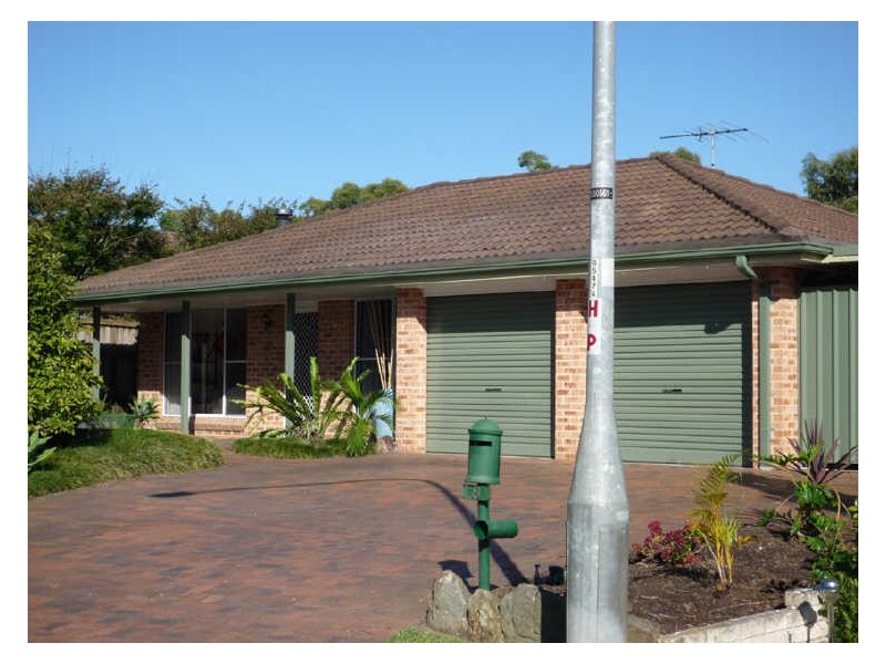 8 Caramar Grove, Terrey Hills NSW 2084